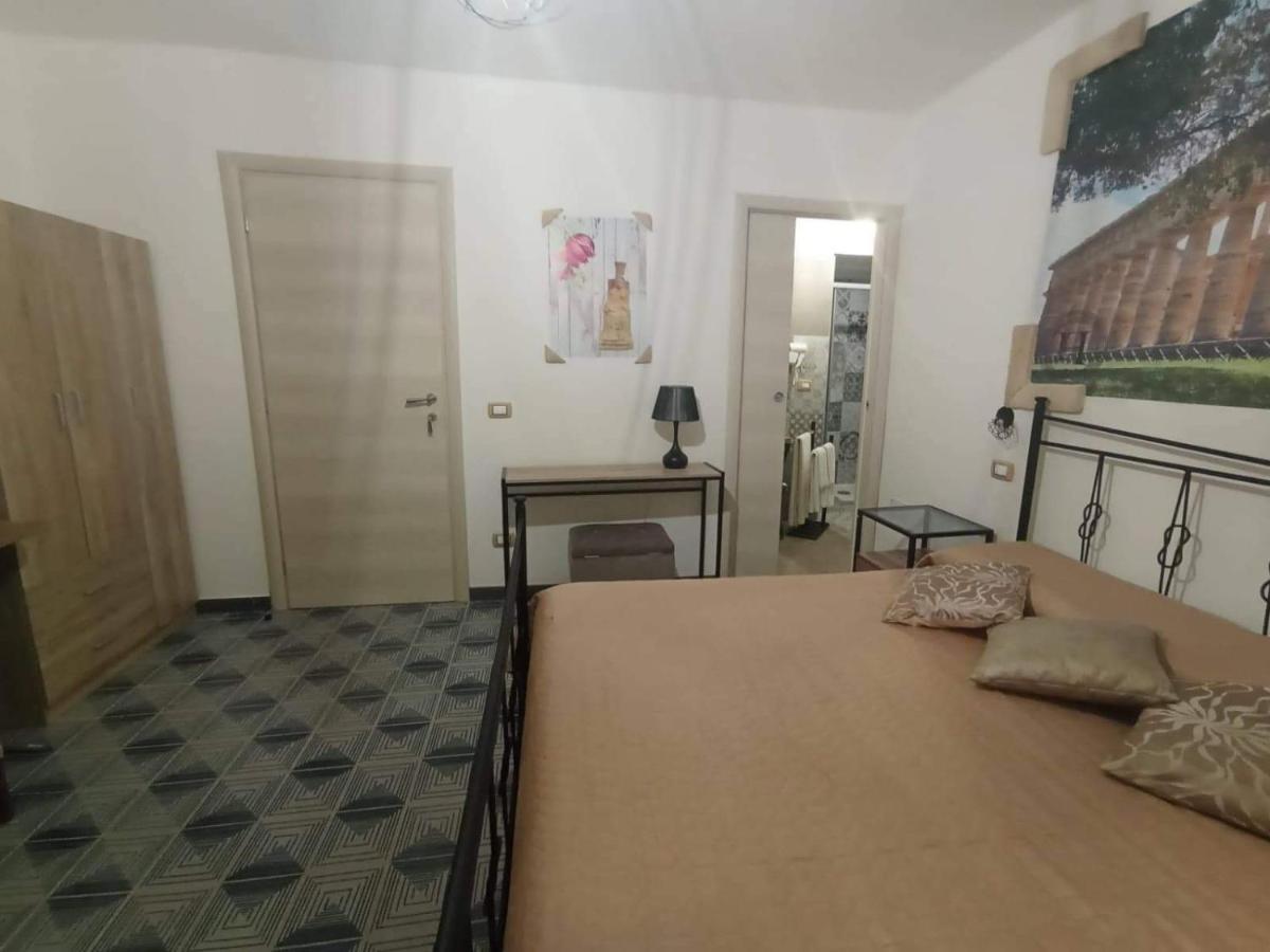 B&B Antica Hera Foce del Sele 外观 照片